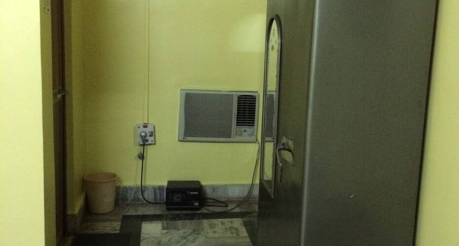 Hotel Raj Palace, Sivasagar 2
